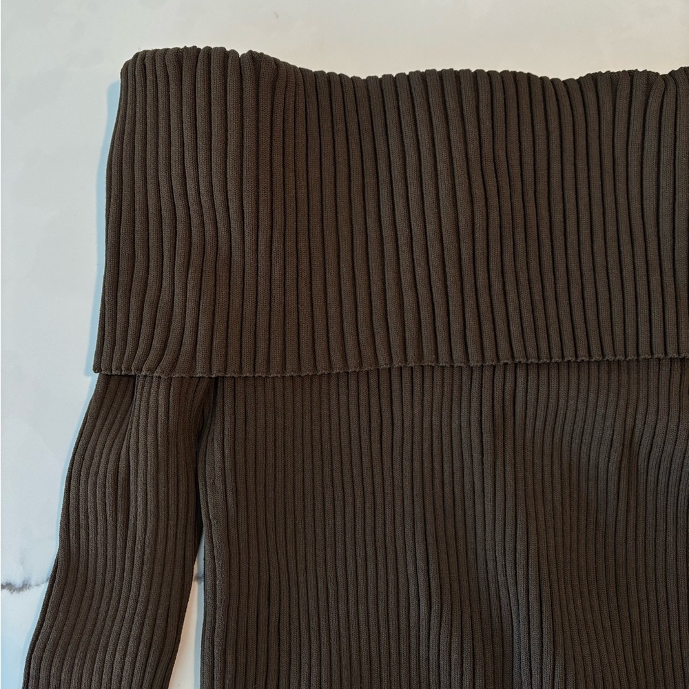 Brown Off-Shoulder Ribbed Sweater - Picture 3 of 6